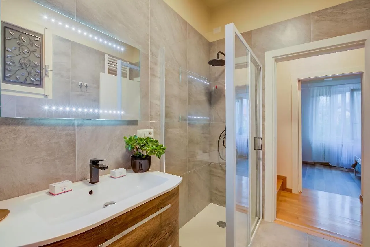 La Valbinella Few Meters From Varese Lake - Happy Rentals Gavirate