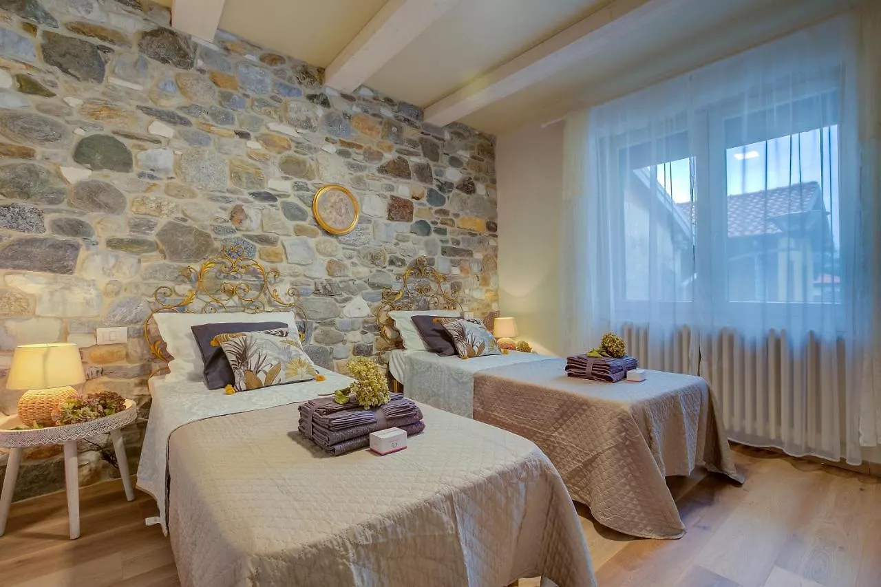 La Valbinella Few Meters From Varese Lake - Happy Rentals Gavirate Tatil Evi