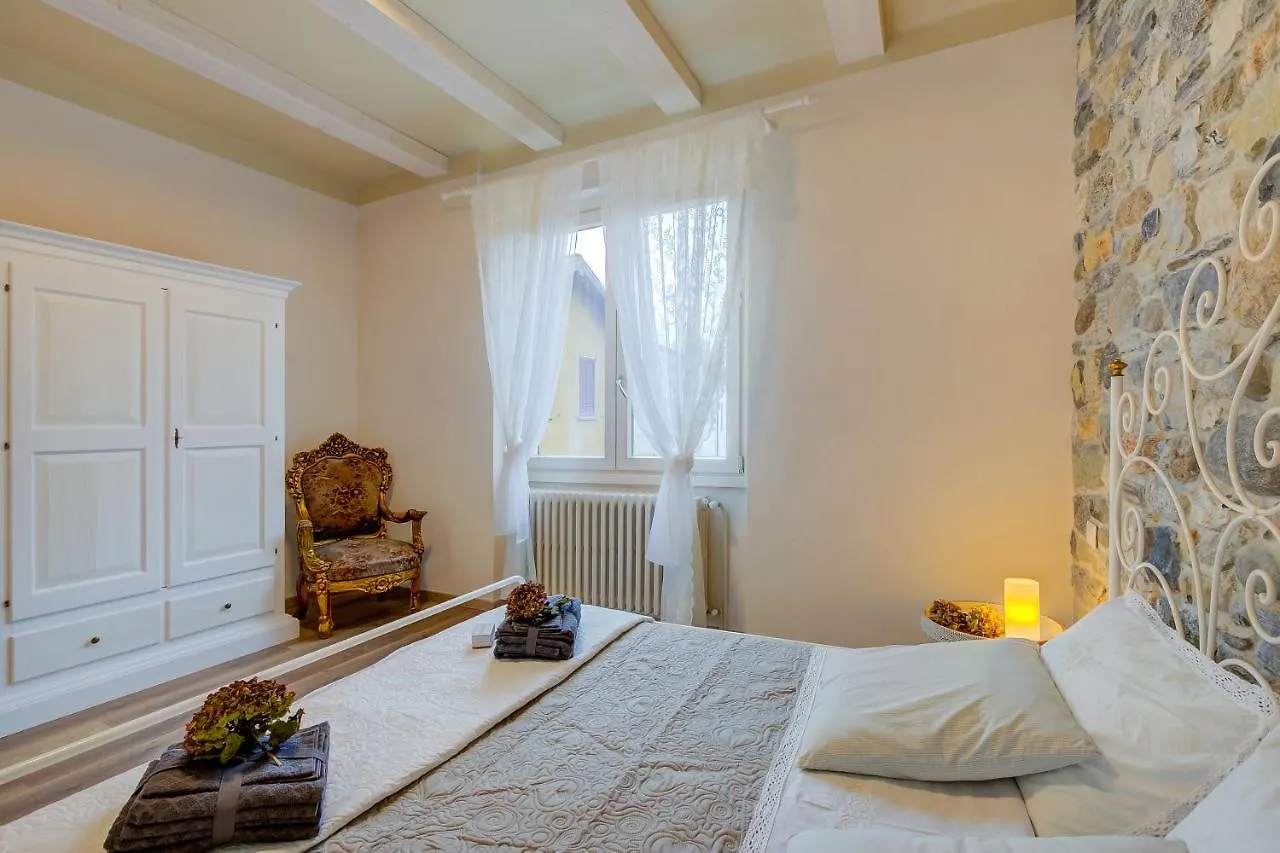 La Valbinella Few Meters From Varese Lake - Happy Rentals Gavirate Italy