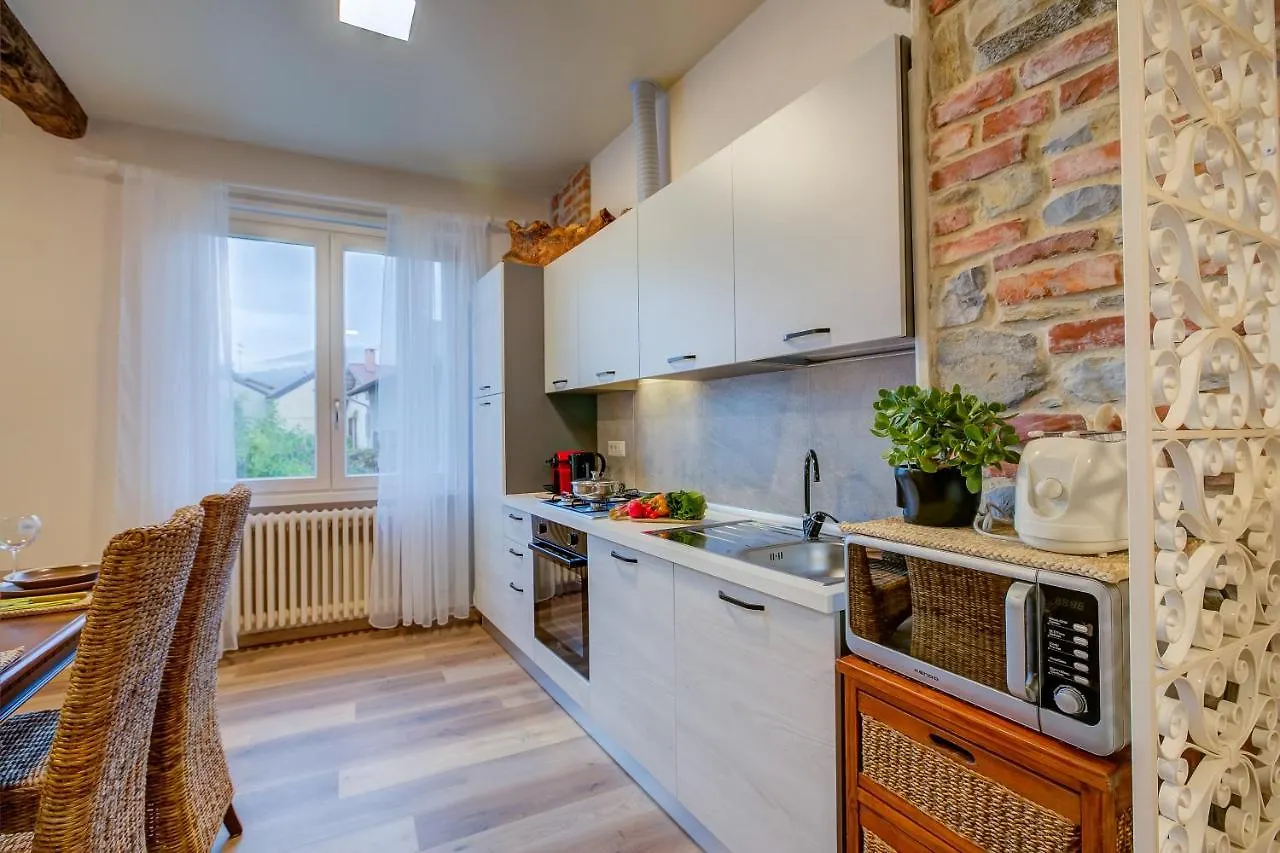 La Valbinella Few Meters From Varese Lake - Happy Rentals Gavirate 0*,