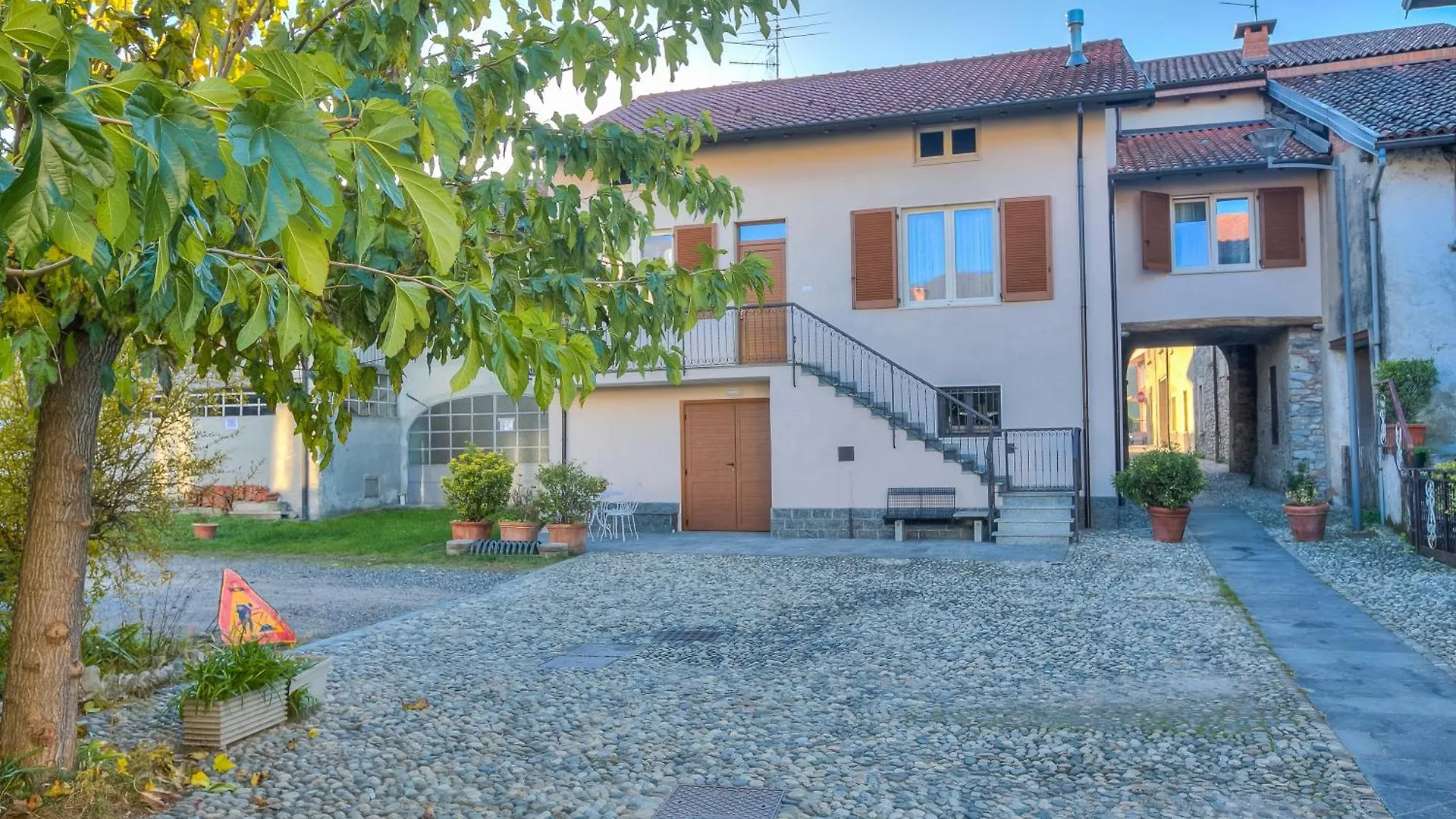 La Valbinella Few Meters From Varese Lake - Happy Rentals Gavirate 0*,  Italy